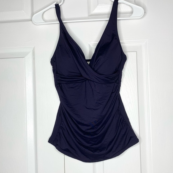 Sea Level Australia Navy Blue Cross Front Multi Fit Tankini Top - Picture 2 of 5
